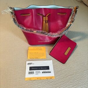NWT Dooney and Bourke Fuchsia Serena Purse